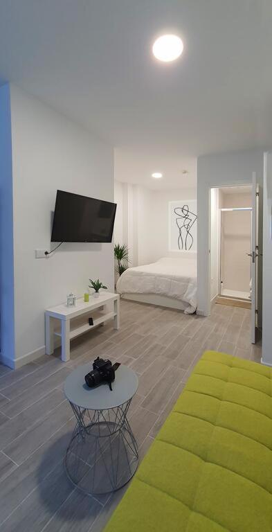 Apartamento De 2020 A Estrenar En Pleno Centro1B アルヘシラス エクステリア 写真